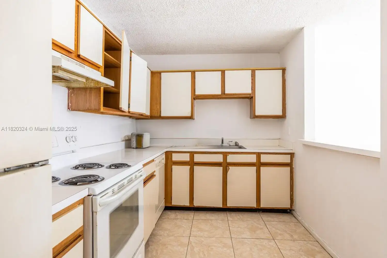 14850 Naranja Lakes Blvd, Homestead FL 33032 photo 4