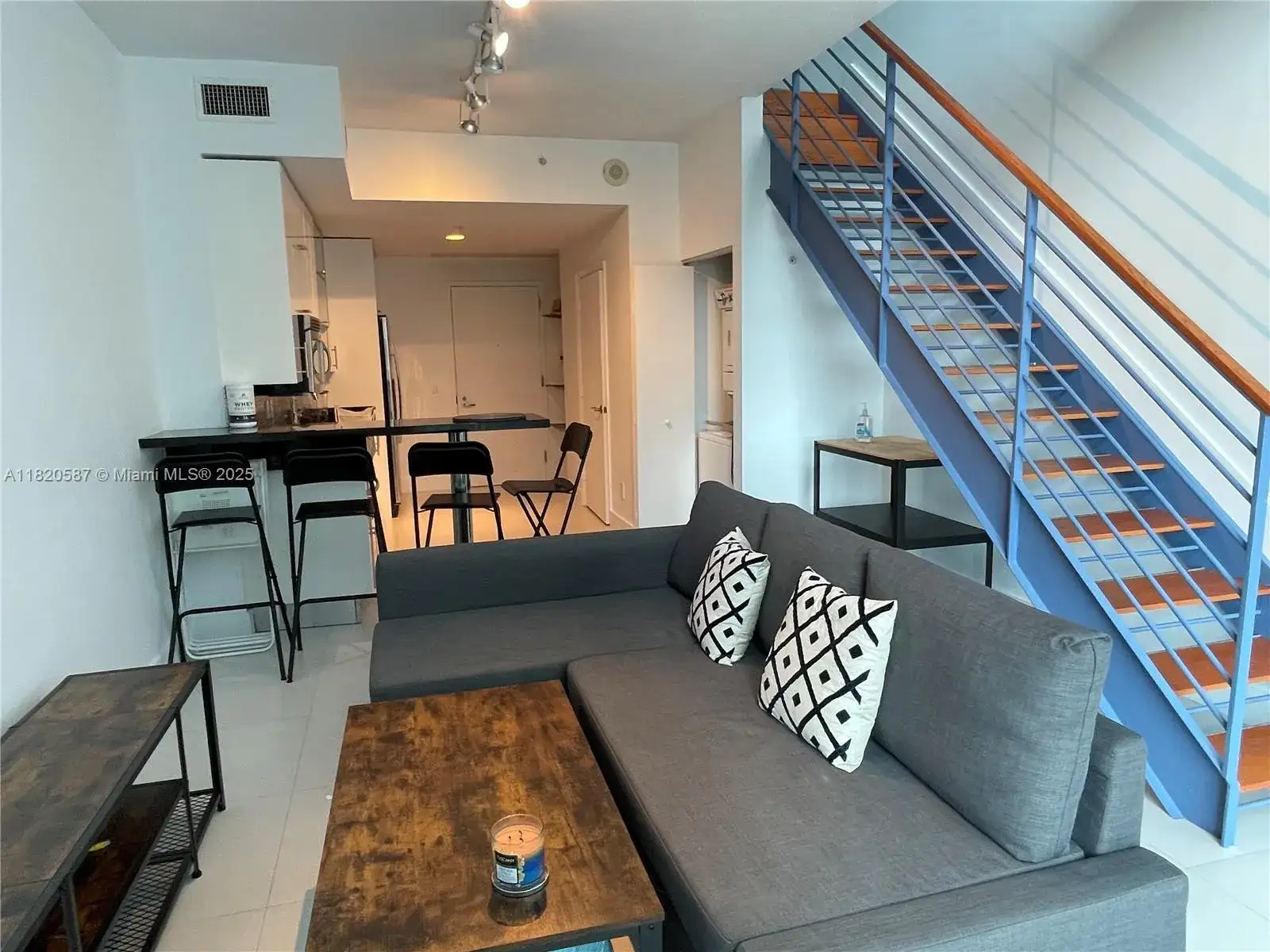 60 SW 13th St # 2606, Miami FL 33130 photo 5