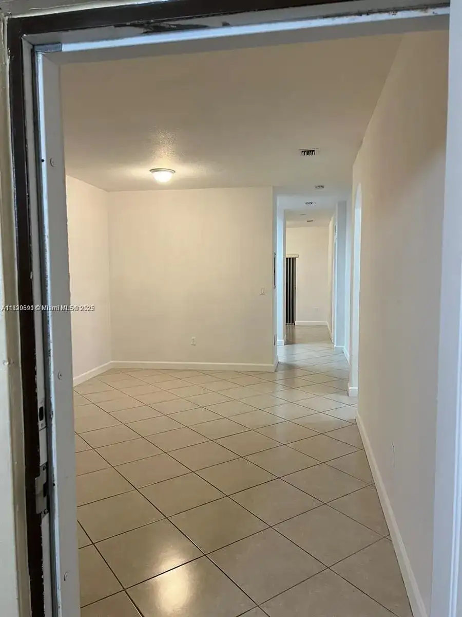 2758 SE 17th Ave # 102, Homestead FL 33035 photo 5