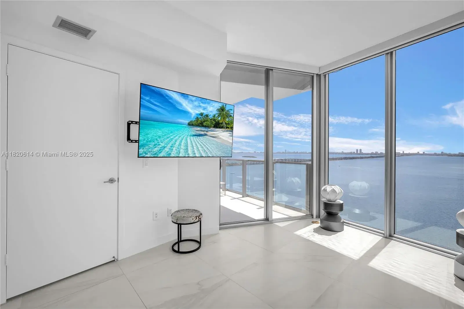 2900 NE 7th Ave # 1806, Miami FL 33137
