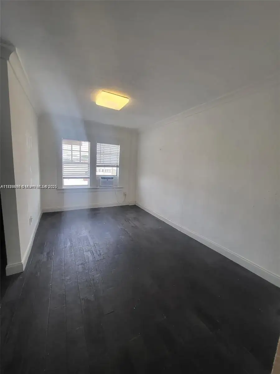 1611 Michigan Ave # 25, Miami Beach FL 33139 photo 2