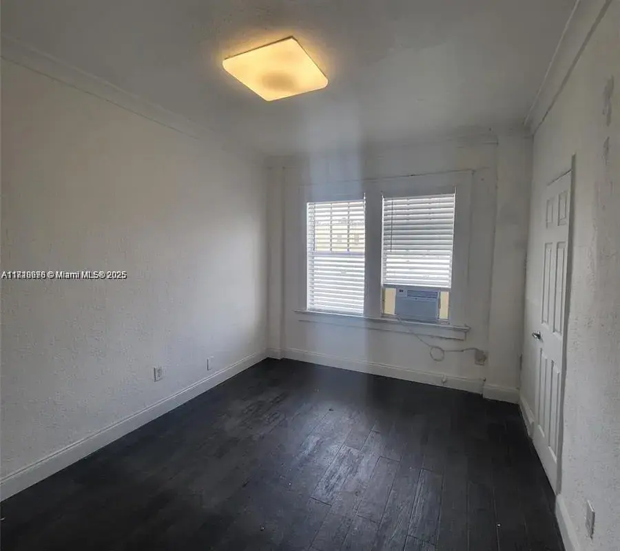 1611 Michigan Ave # 25, Miami Beach FL 33139
