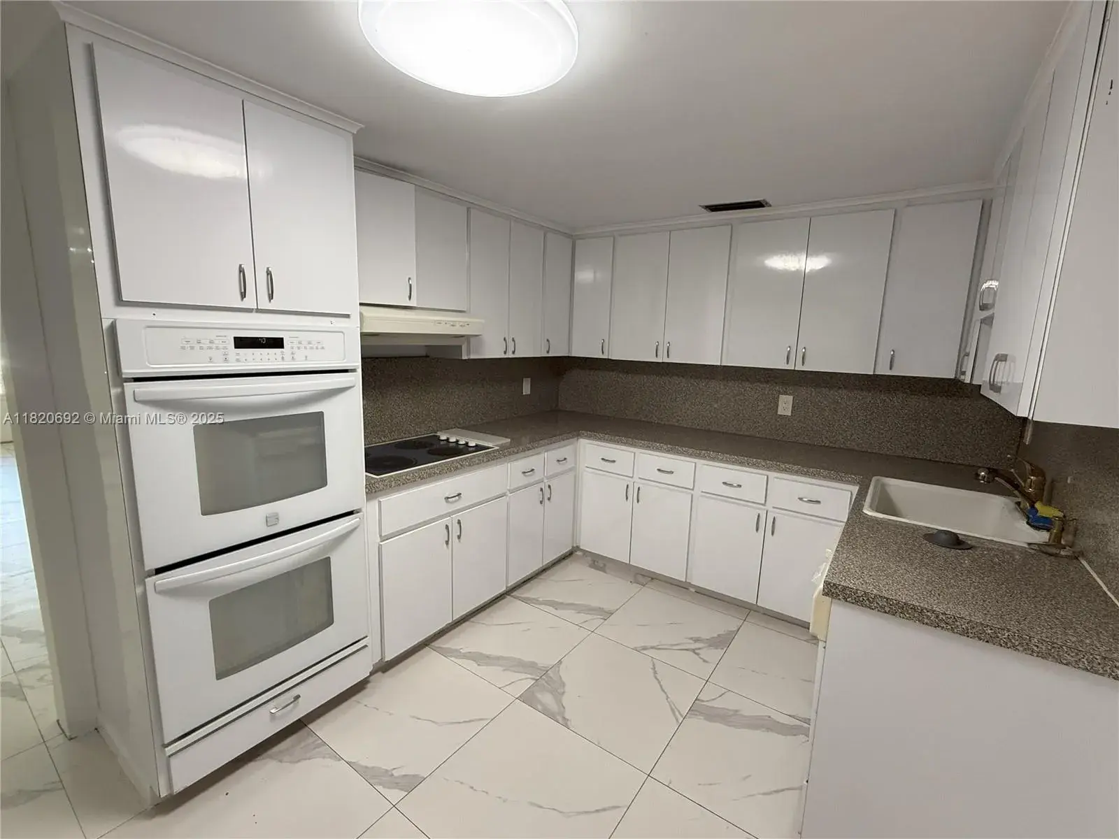 2450 Garfield St # 0, Hollywood FL 33020
