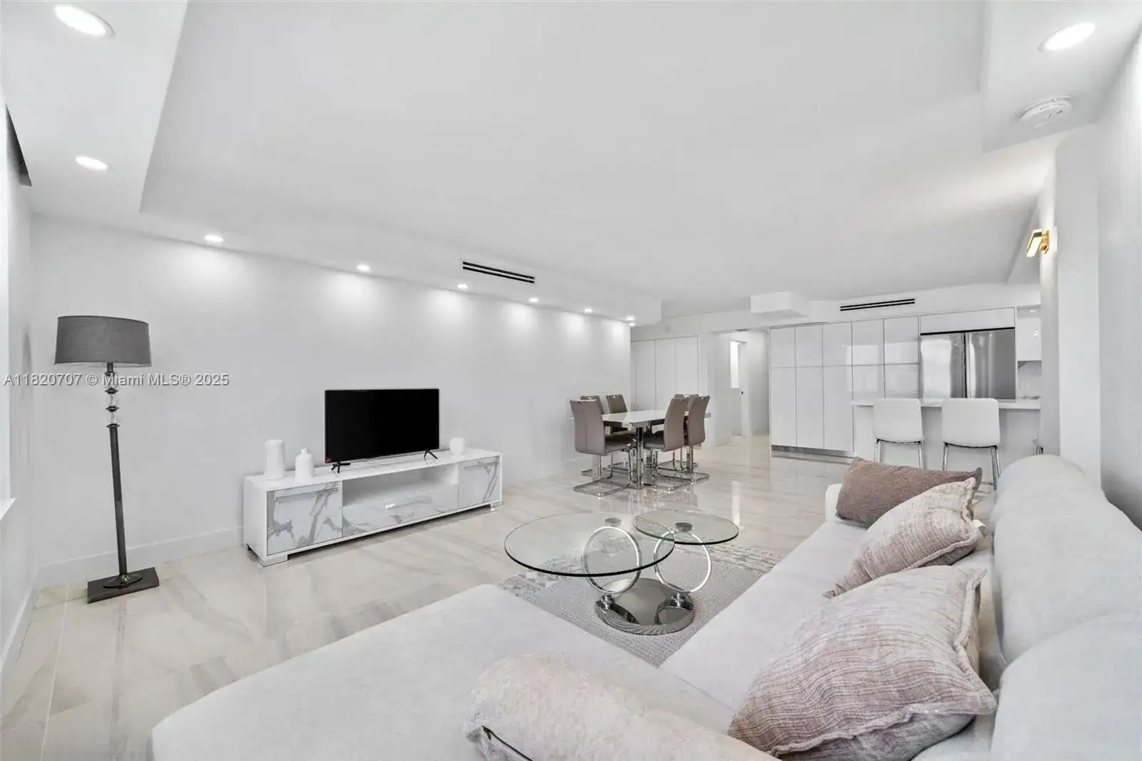 230 174th St # 1119, Sunny Isles Beach FL 33160 photo 5