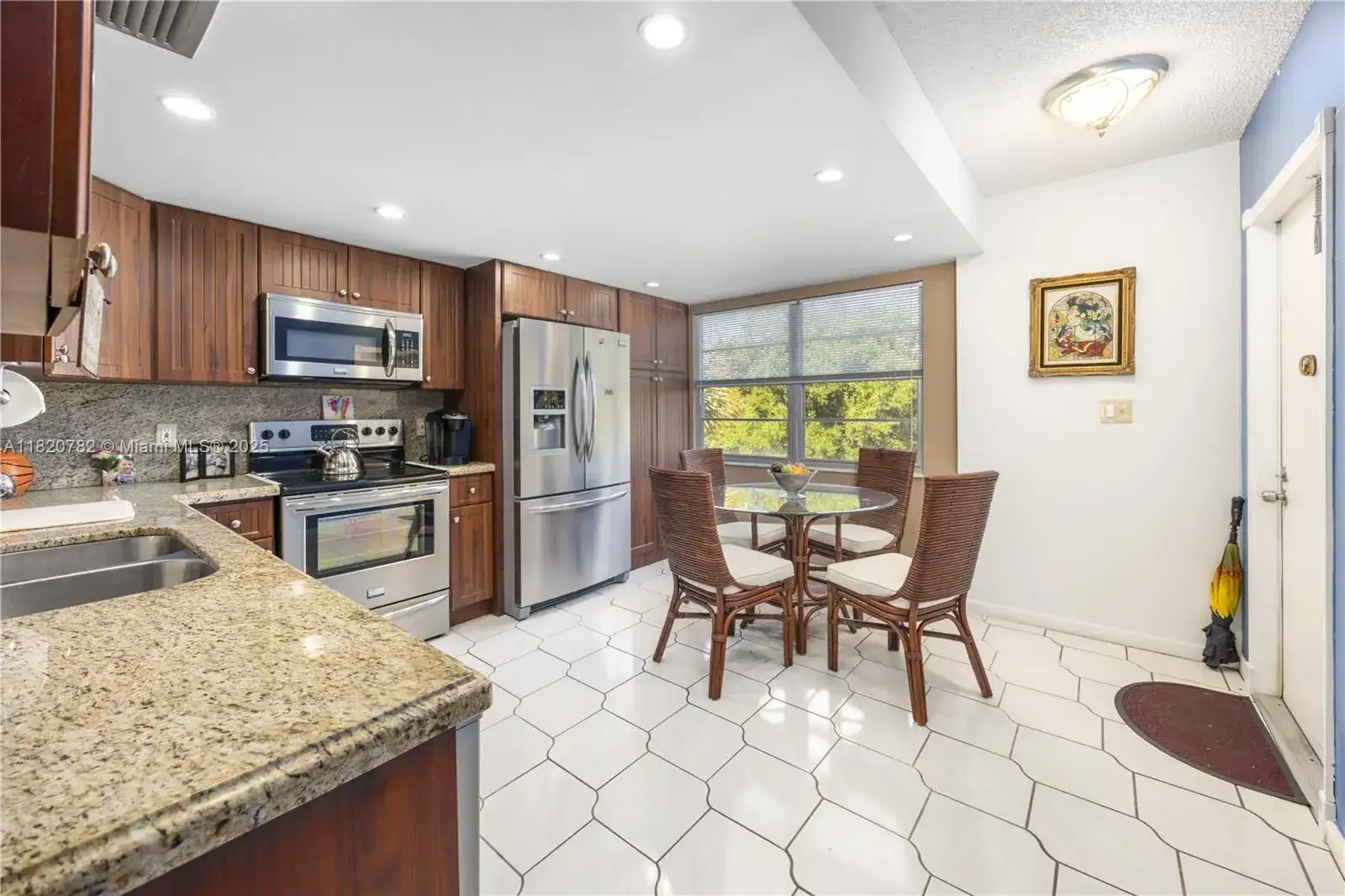 2504 Antigua Ter # O3, Coconut Creek FL 33066 photo 2