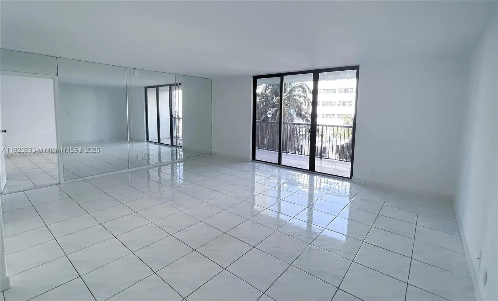 1800 Collins Ave # 5C, Miami Beach FL 33139 photo 5