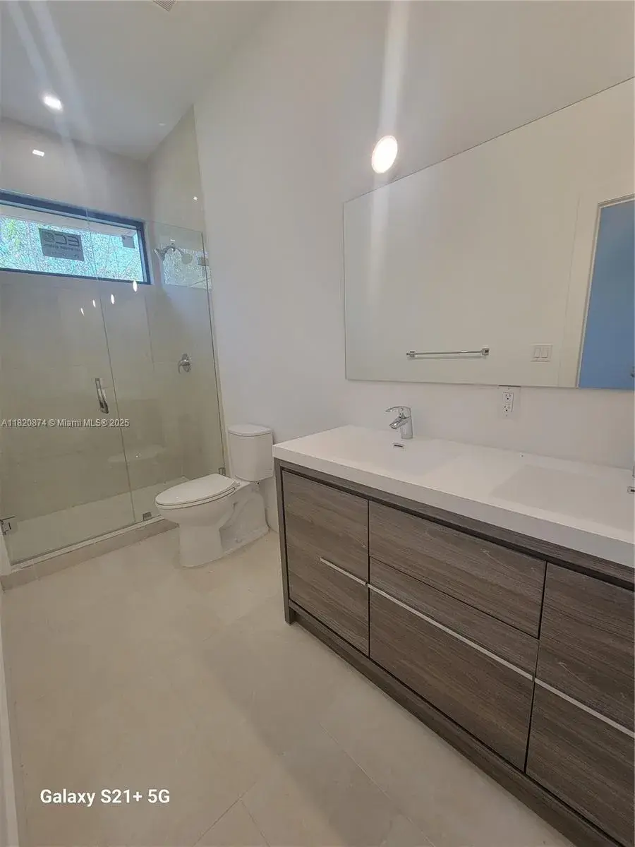 4117 N Oak Pl, Dania Beach FL 33314