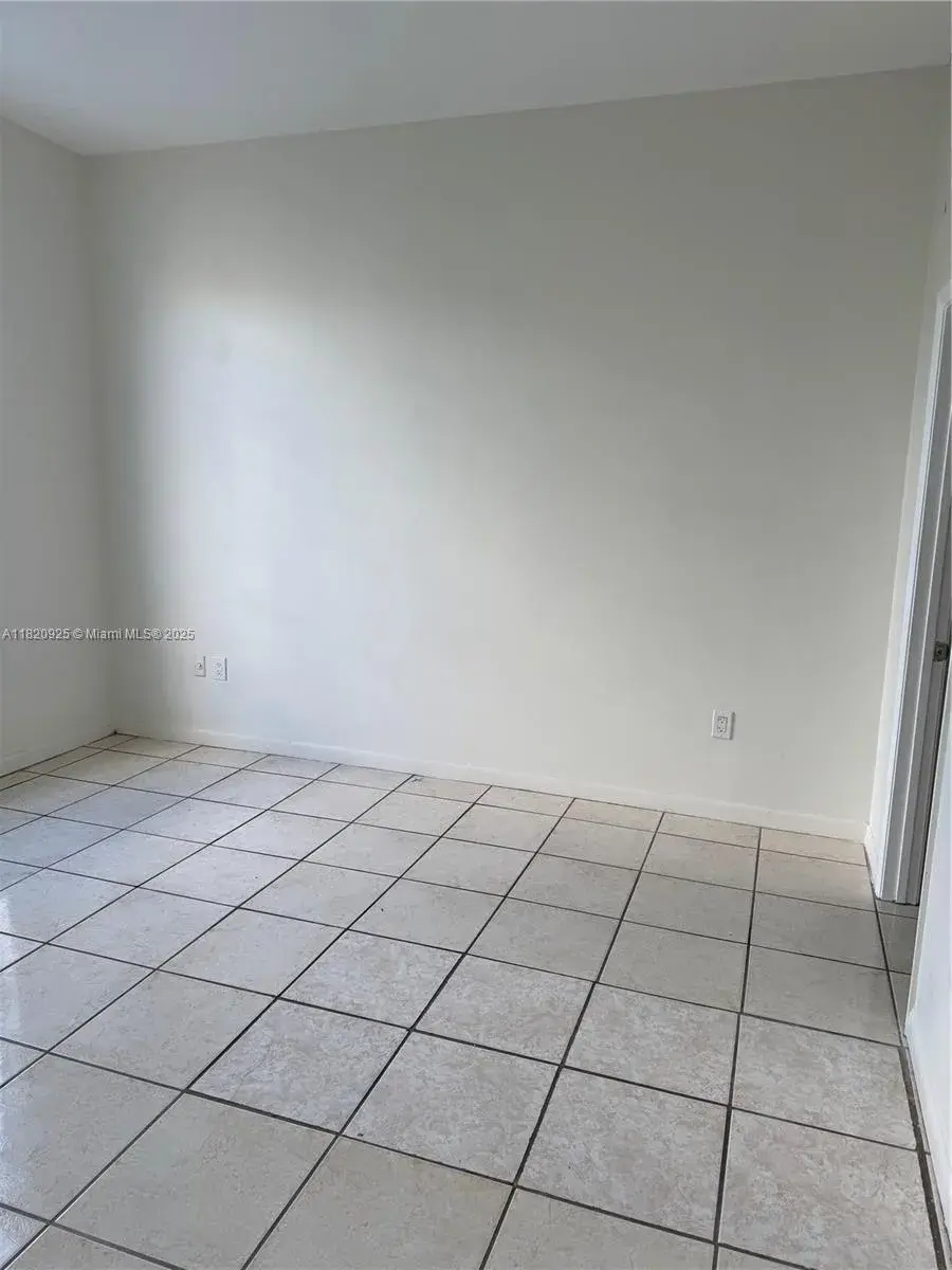 Hialeah, Hialeah Gardens FL 33016