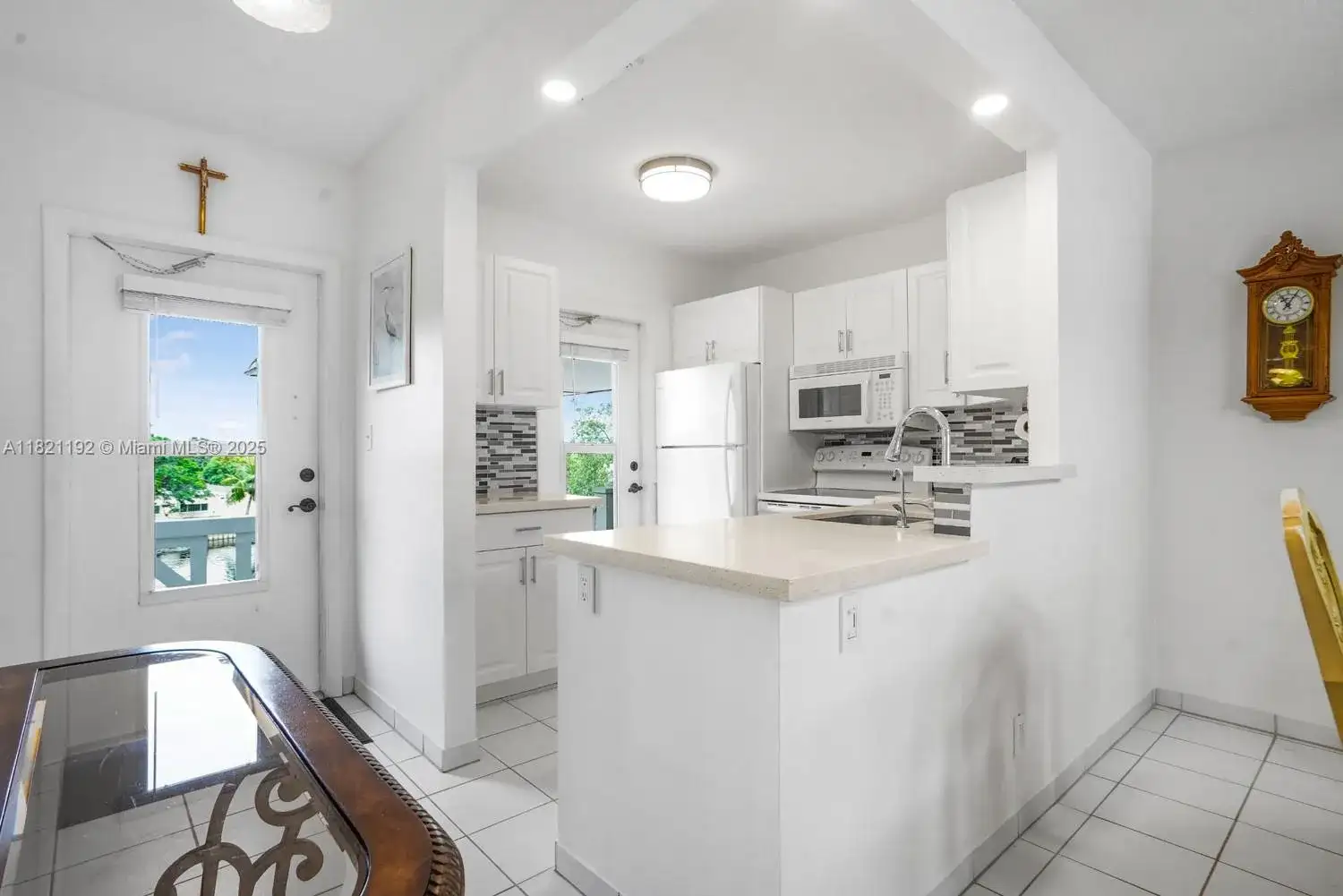 4706 NW 36th St # 616, Lauderdale Lakes FL 33319 photo 5