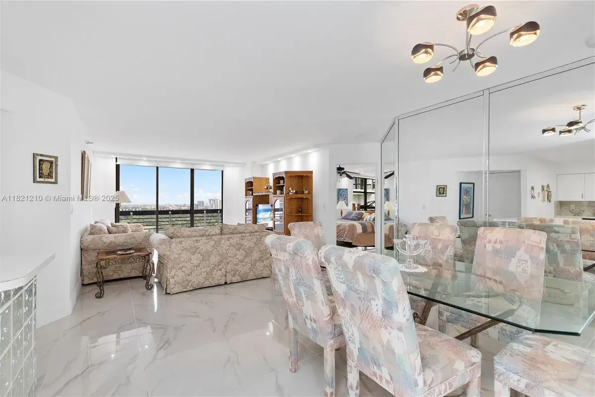 3530 Mystic Pointe Dr # 2108, Aventura FL 33180