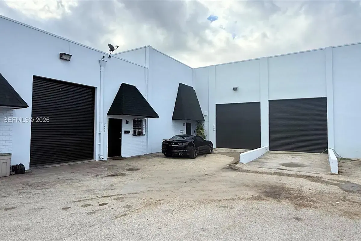 7460 NW 82nd # 7500, Medley FL 33166