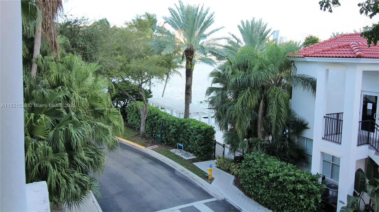 3255 NE 184th St # 12311, Aventura FL 33160