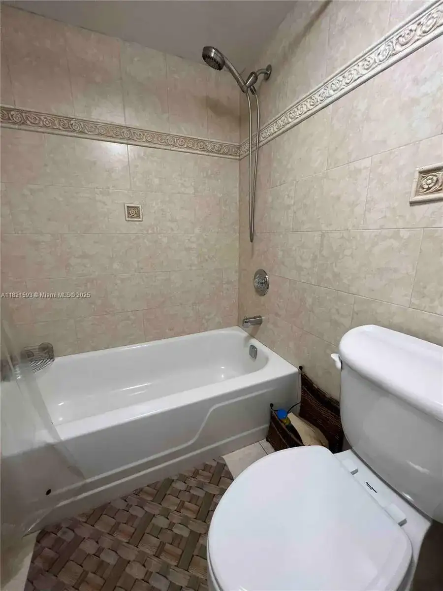 9273 Collins Ave # 706, Surfside FL 33154 photo 3