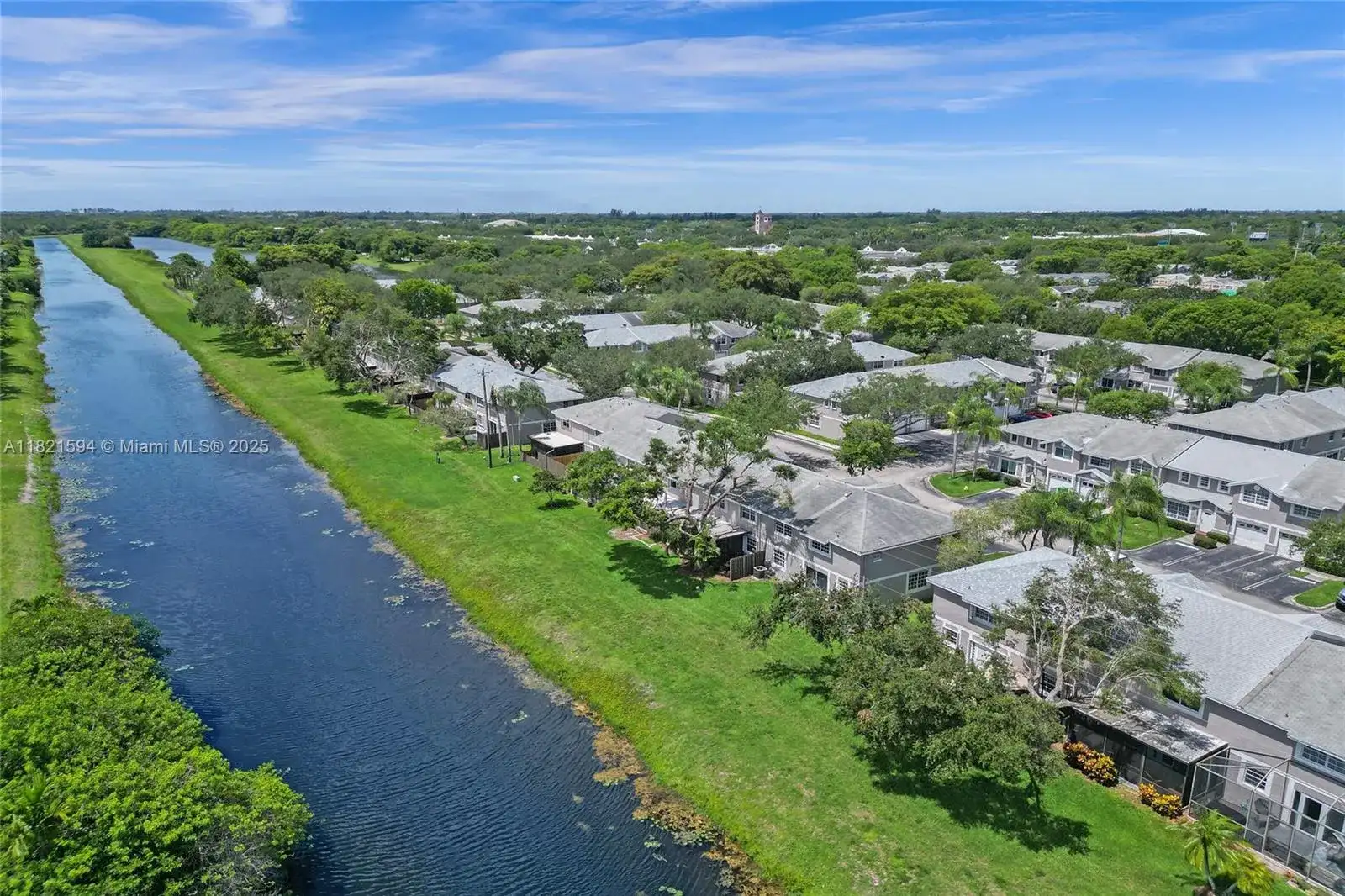 5128 SW 121st Ave, Cooper City FL 33330 photo 3