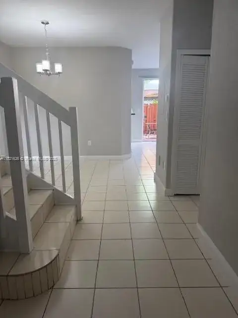 7337 nw 174 th ter # 107, Miami Lakes FL 33015 photo 5
