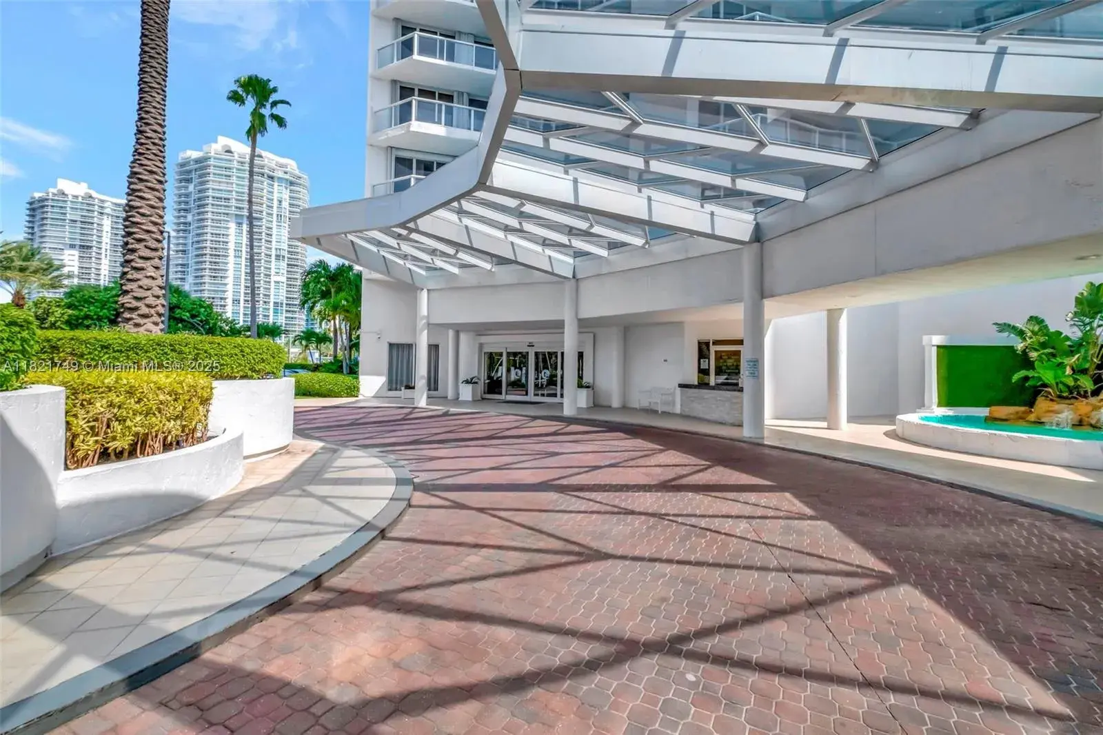 16425 Collins Ave # 311, Sunny Isles Beach FL 33160