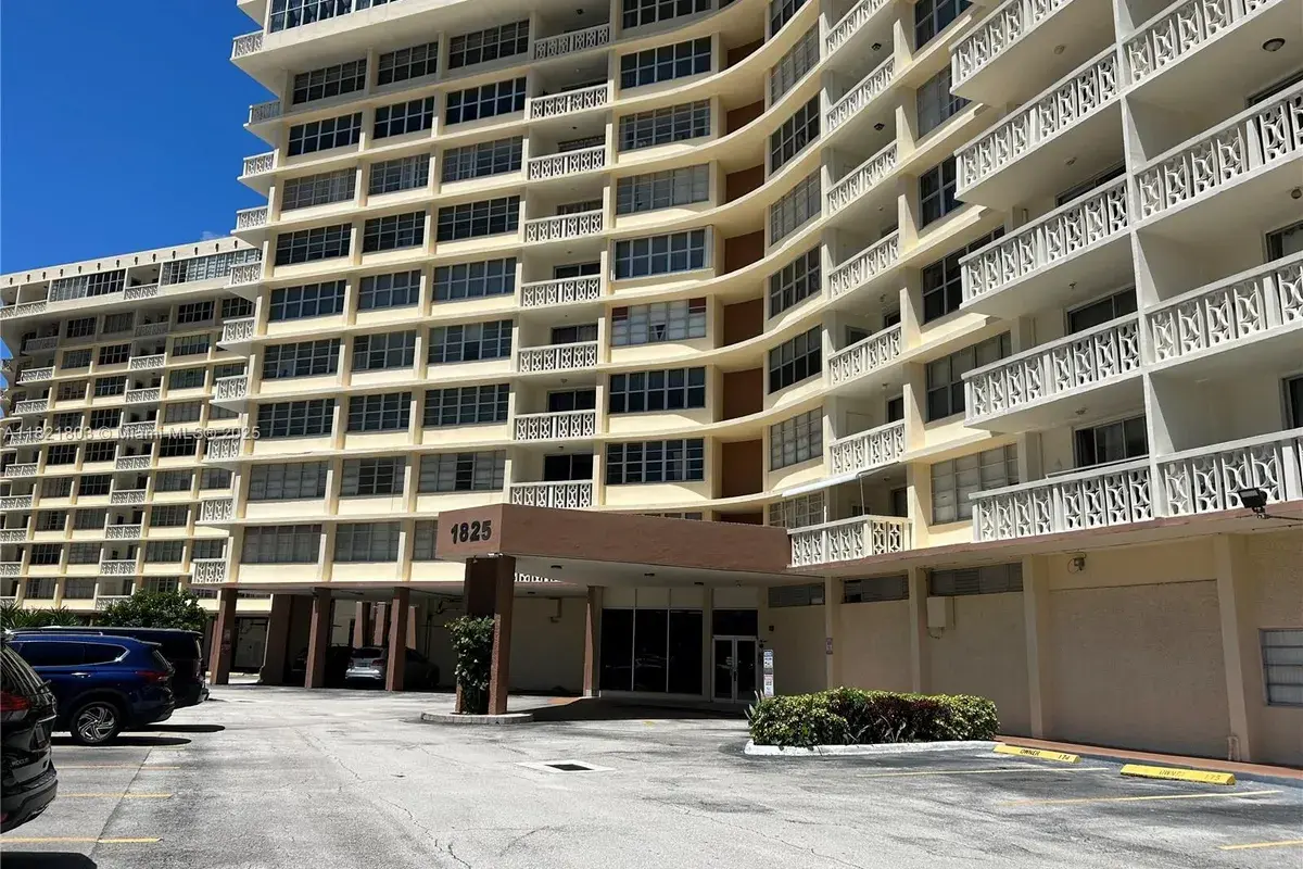 1825 S Ocean Dr # 503, Hallandale Beach FL 33009