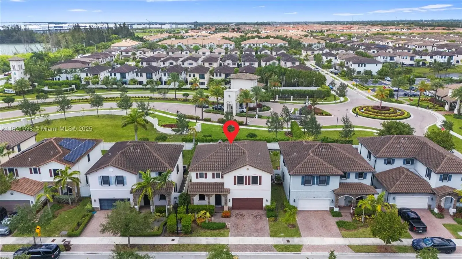 3557 W 94th Ter, Hialeah FL 33018 photo 5