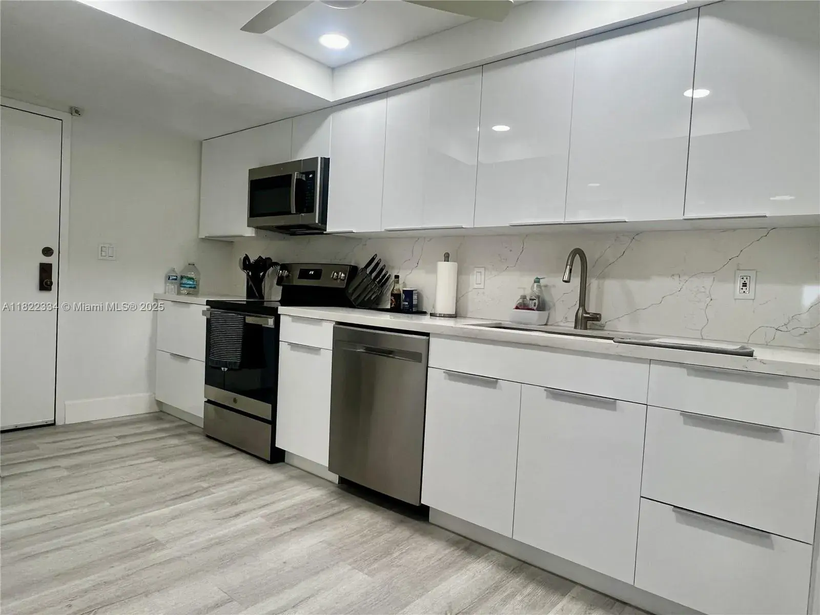 4900 N Ocean Blvd # 212, Lauderdale By The Sea FL 33308