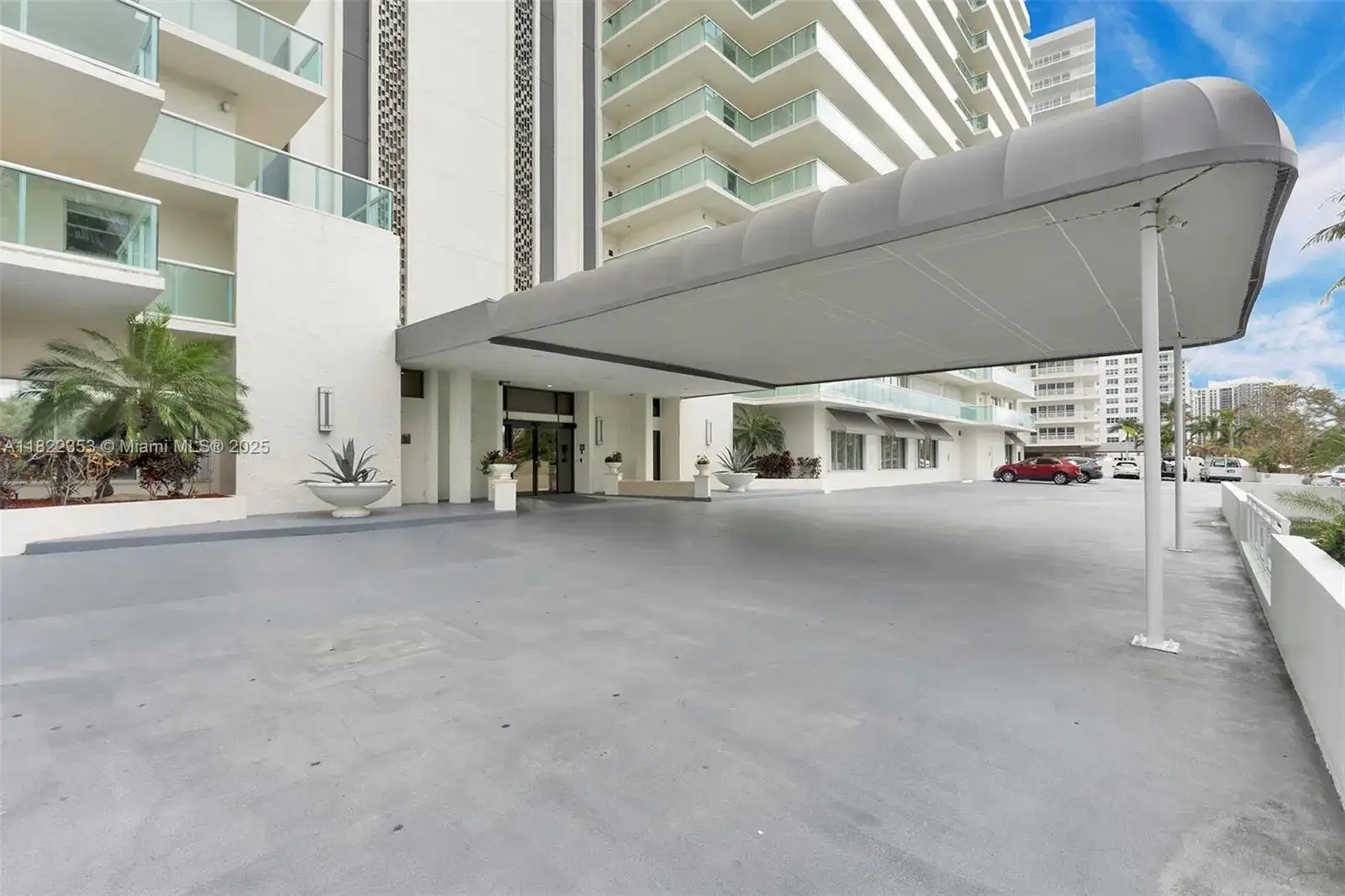 3900 Galt Ocean Dr # 506, Fort Lauderdale FL 33308 photo 2