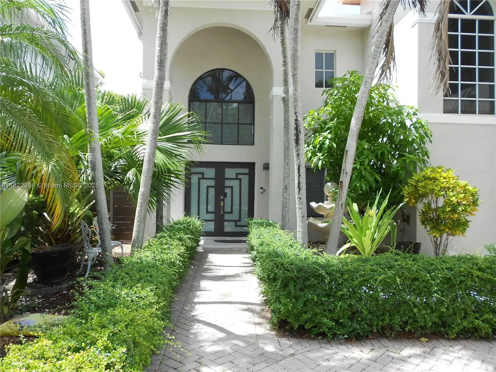12940 SW 142nd Ter, Miami FL 33186 photo 2
