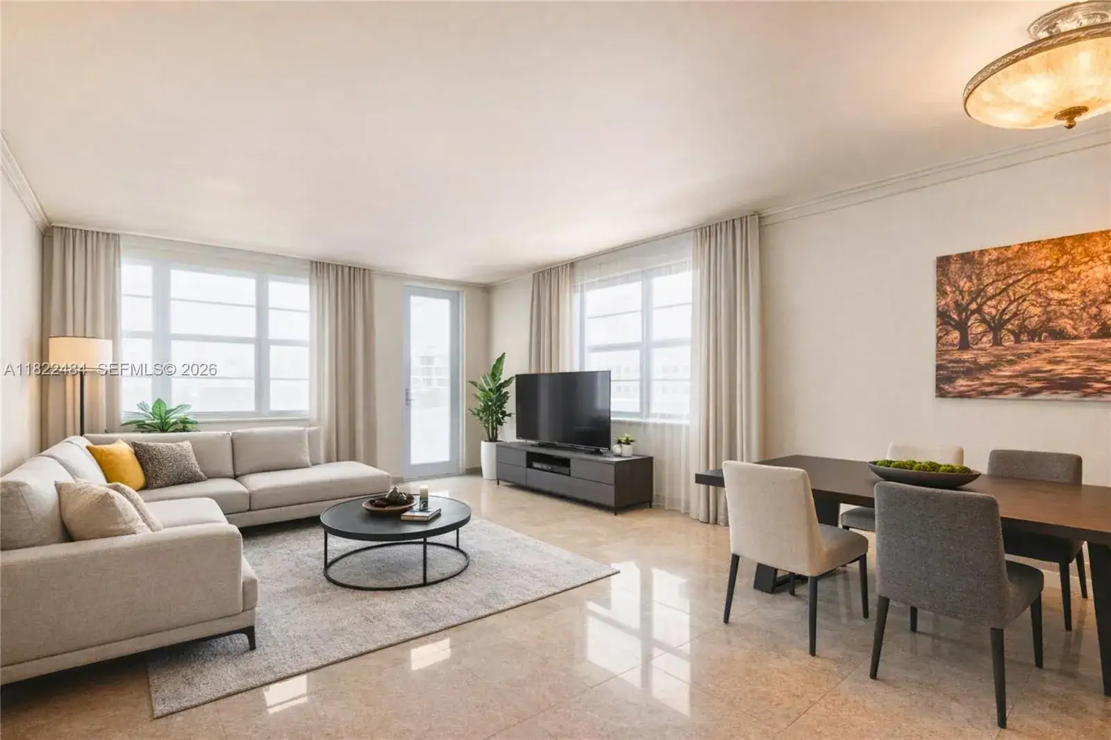 2 bedroom 2 bath Residential for sale at 100 Lincoln Rd # 811, Miami Beach FL 33139
