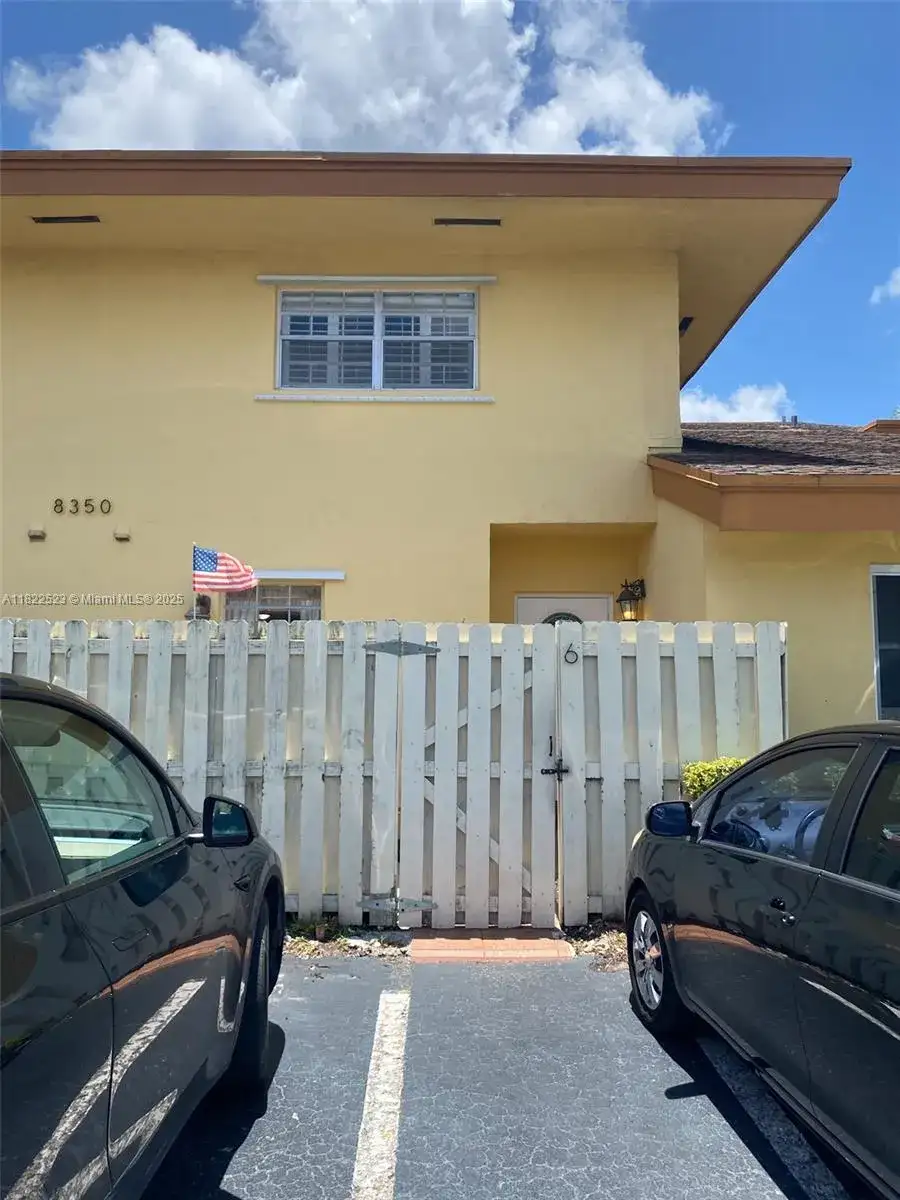 8350 SW 154th Ave # 6, Miami FL 33193 photo 2