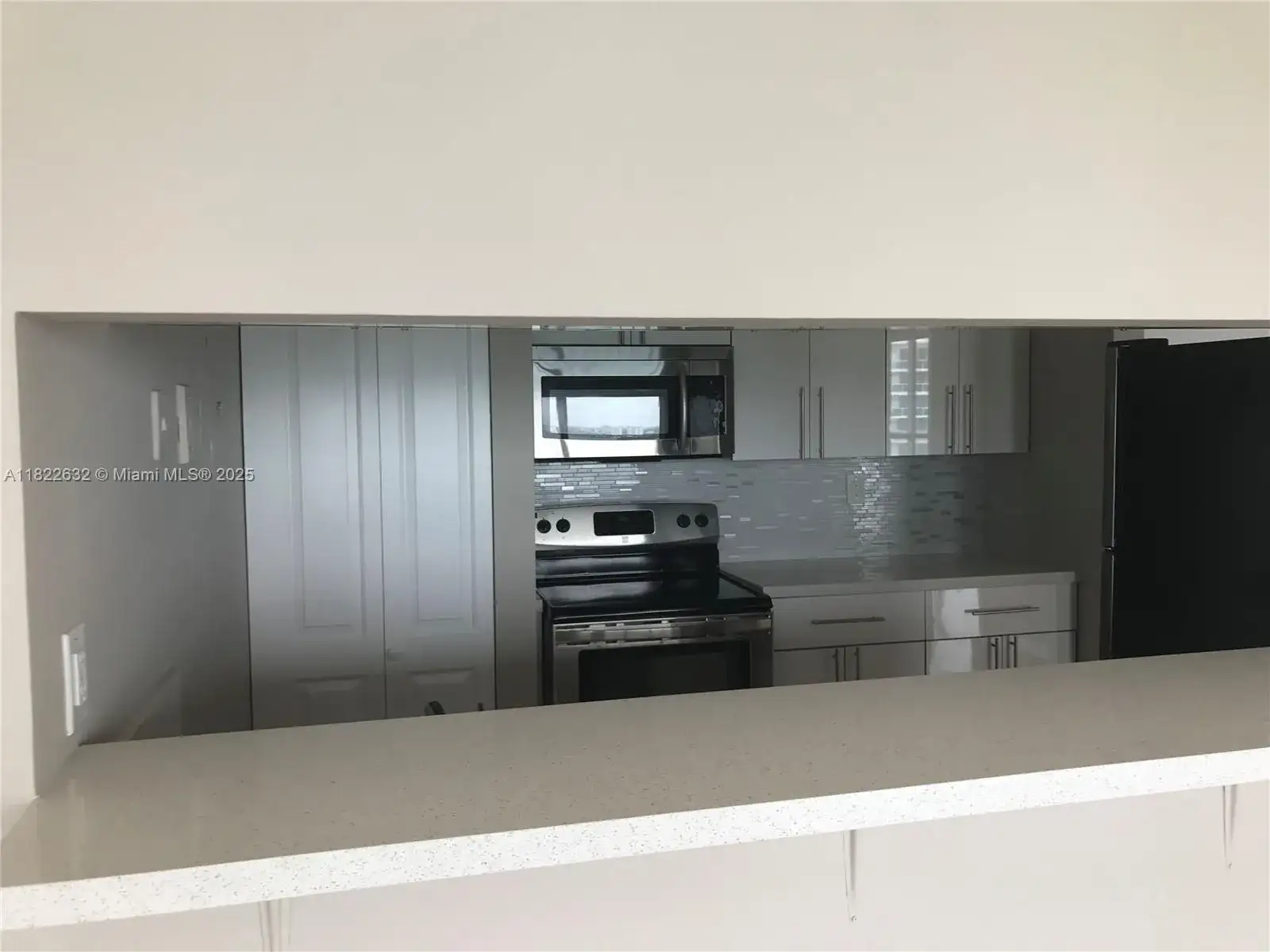 7601 E Treasure Dr # 2114, North Bay Village FL 33141 photo 3