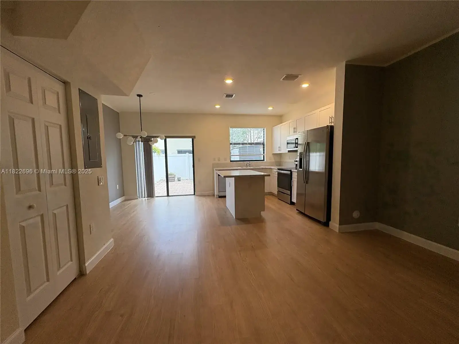 10586 W 33rd Ct # 10586, Hialeah FL 33018 photo 4
