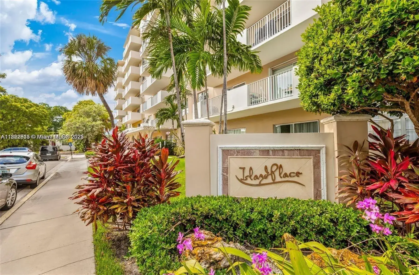 1455 N Treasure Dr # 2O, North Bay Village FL 33141