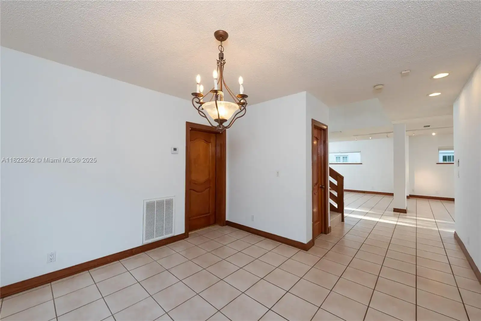 1910 Ferdinand St, Coral Gables FL 33134 photo 5