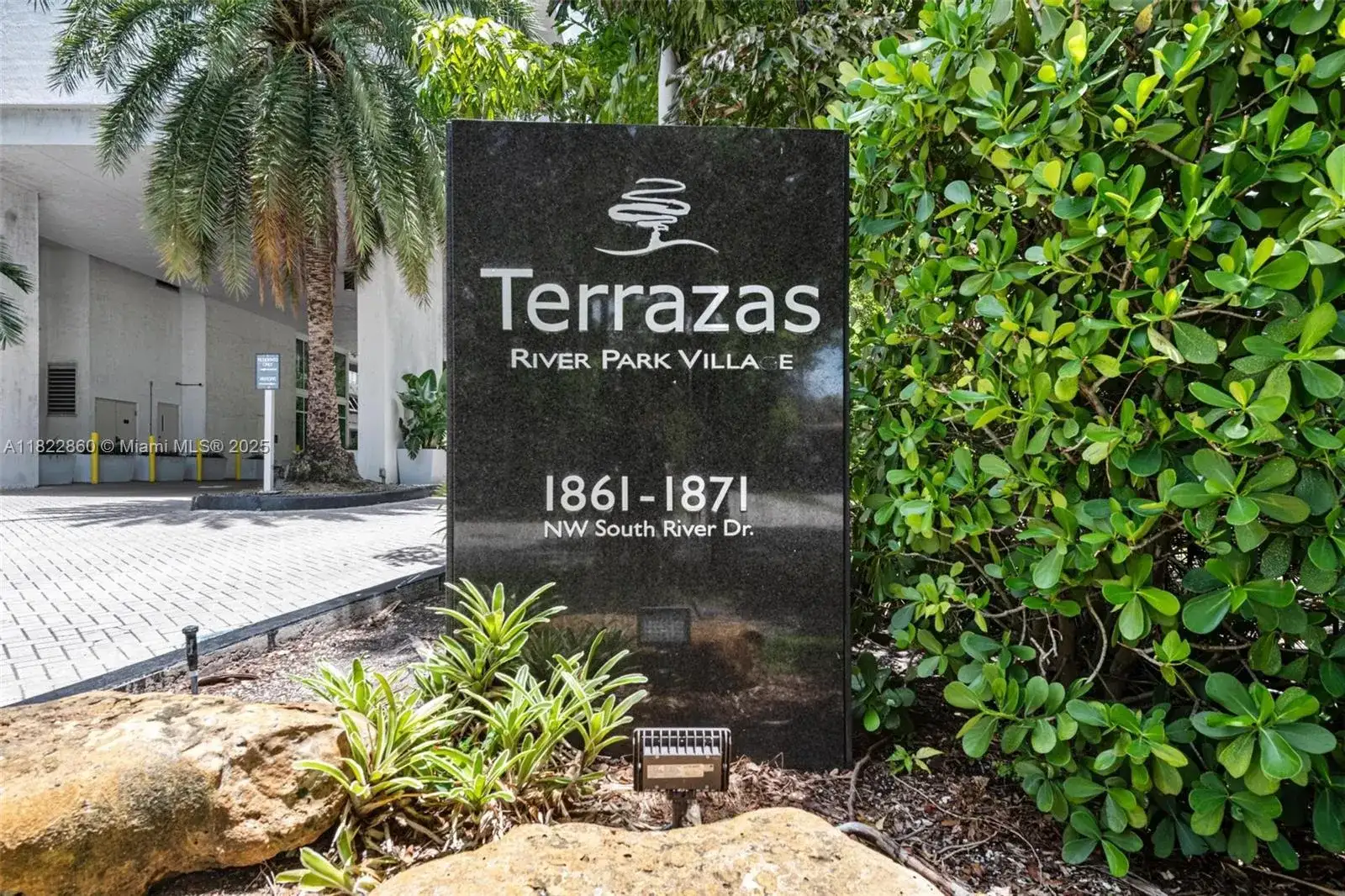 1861 NW S River Dr # 01, Miami FL 33125 photo 3
