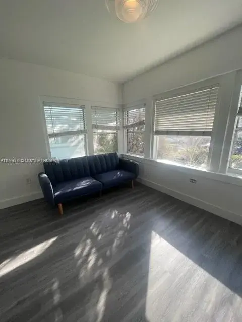 1555 Pennsylvania Ave # 101, Miami Beach FL 33139