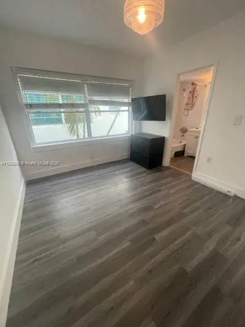 1555 Pennsylvania Ave # 101, Miami Beach FL 33139