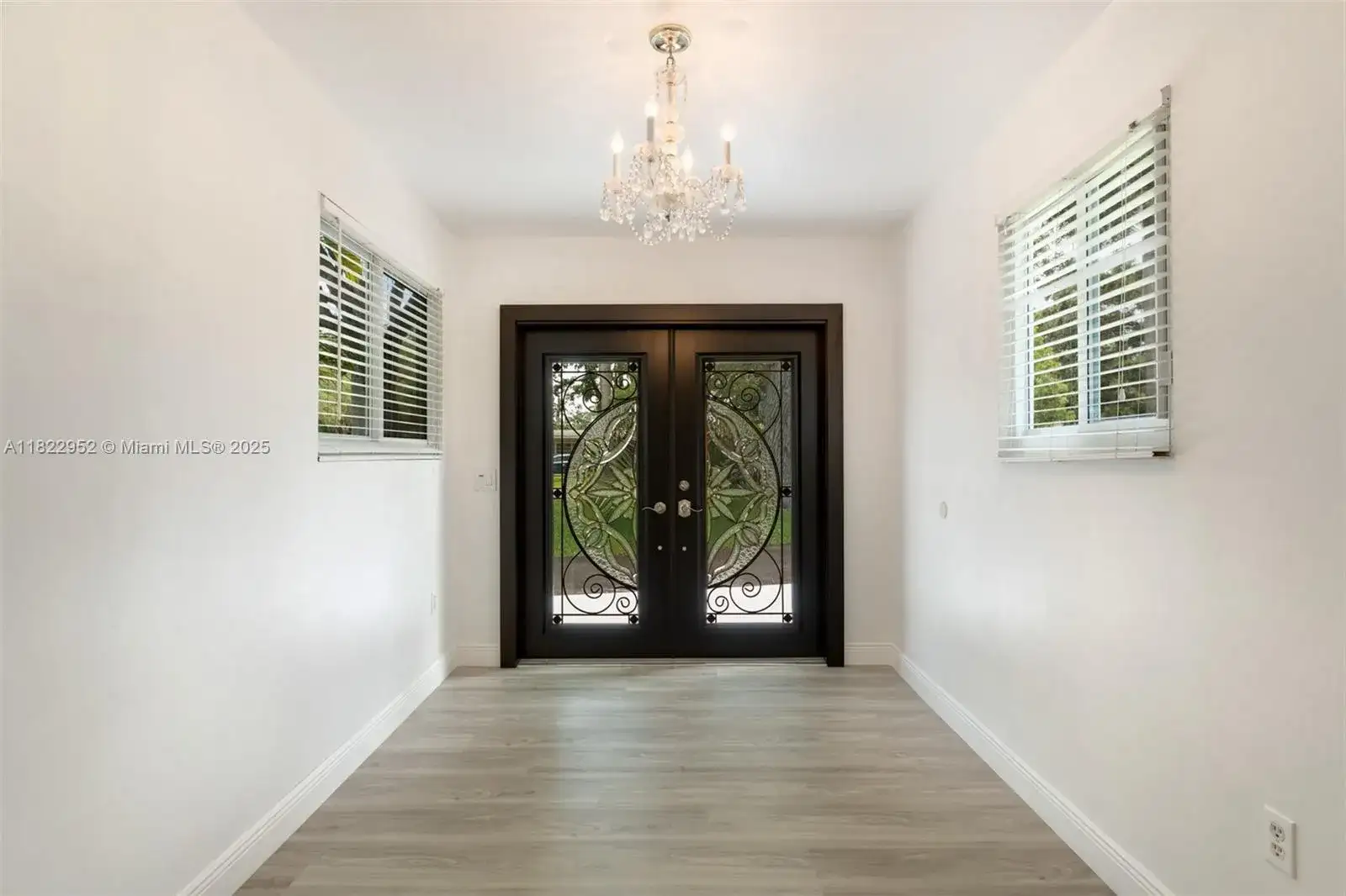 12525 SW 72nd Ave, Pinecrest FL 33156 photo 3