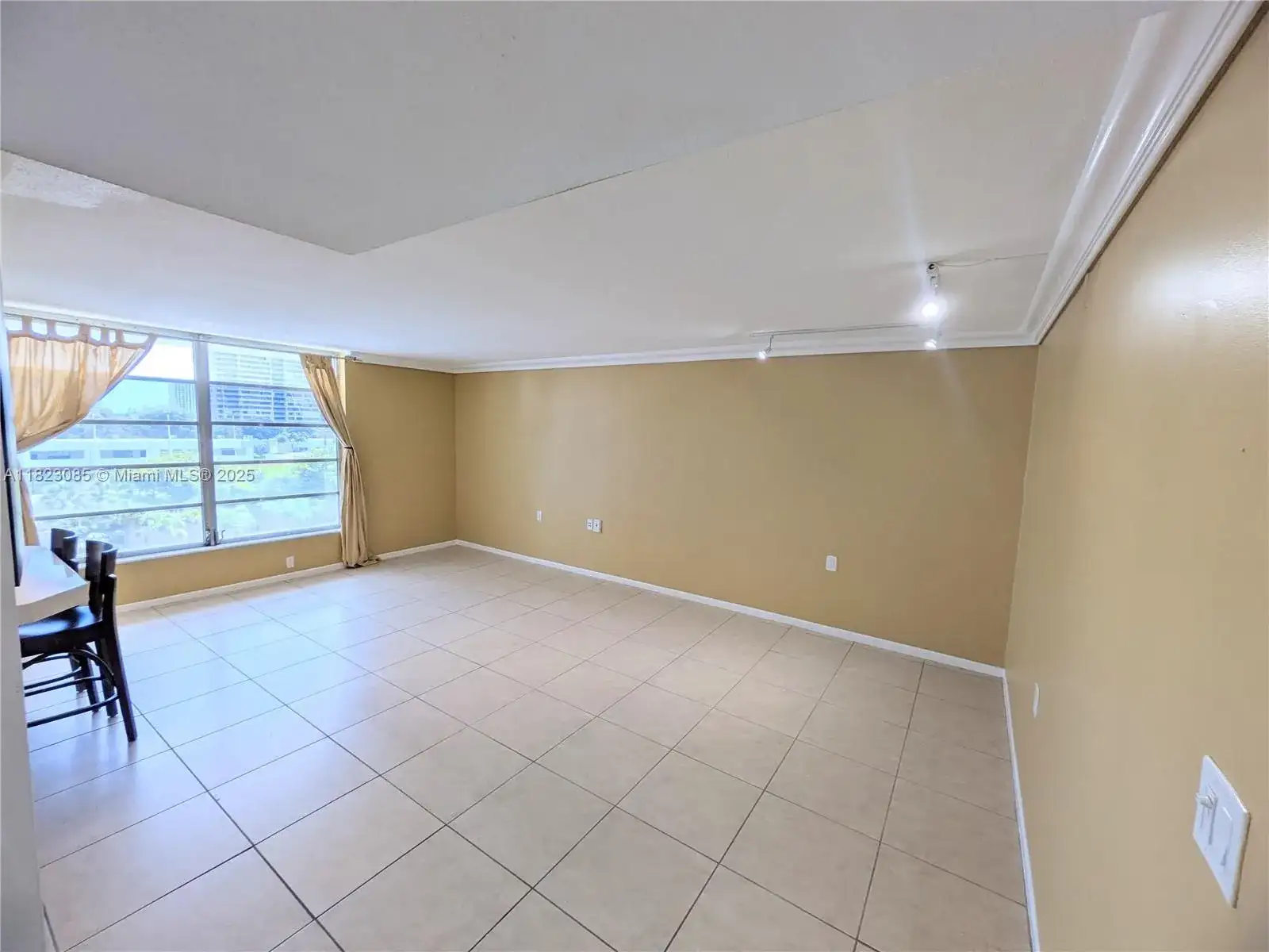 1750 NE 115th St # 605, Miami FL 33181 photo 5