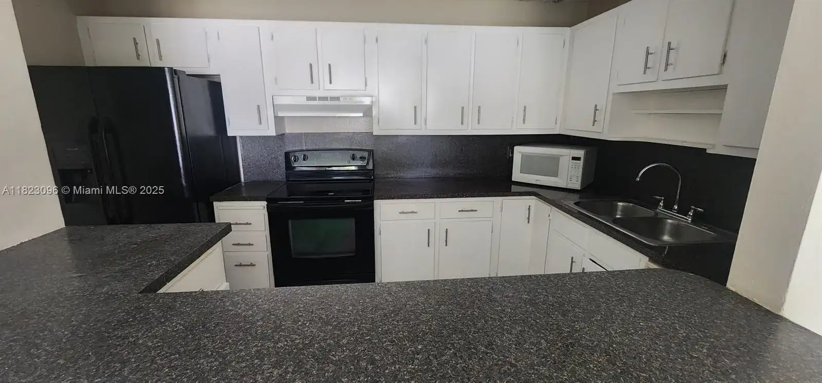 14830 Naranja Lakes Blvd, Homestead FL 33032 photo 2