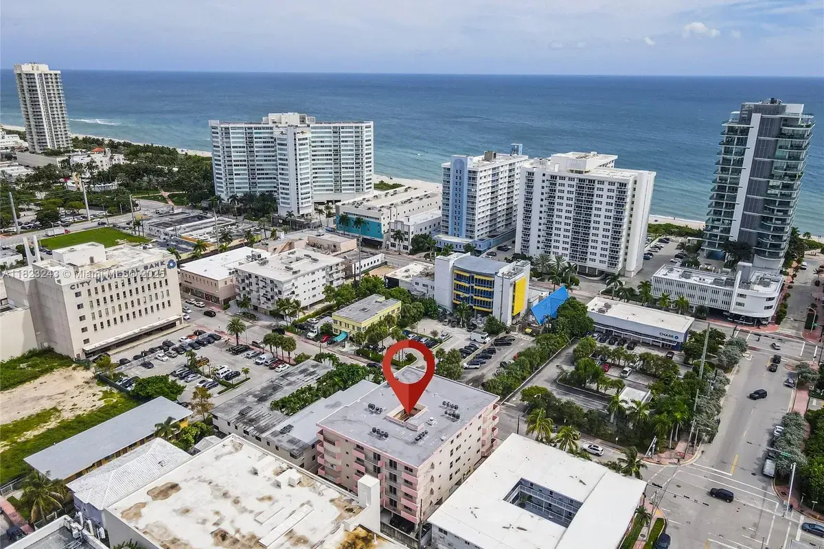 6920 Harding Ave # 502, Miami Beach FL 33141