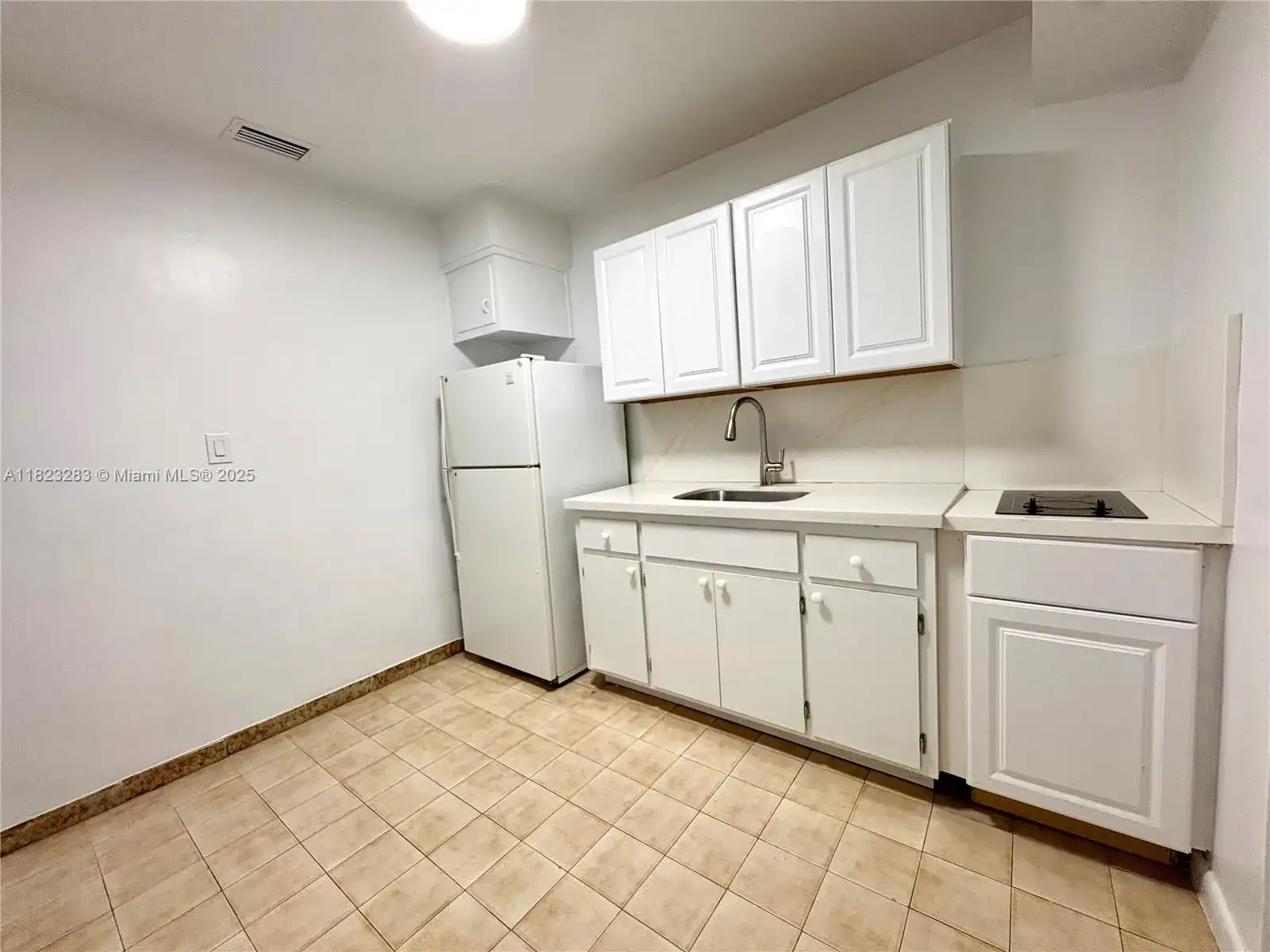 2338 SW 21st St Side, Miami FL 33145 photo 5