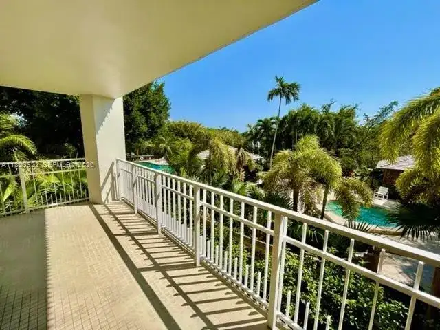 1000 QUAYSIDE TE # 410, Miami FL 33138 photo 4