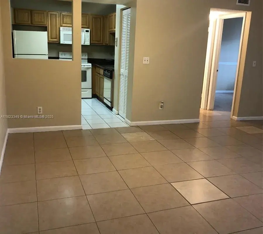 10740 Royal Palm Blvd, Coral Springs FL 33065