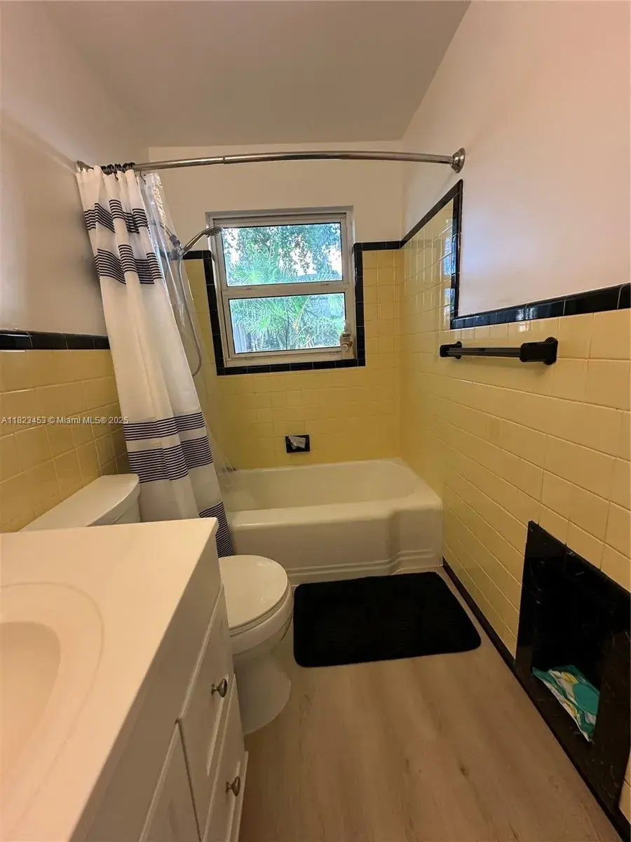 201 E 28th St # 0, Riviera Beach FL 33404