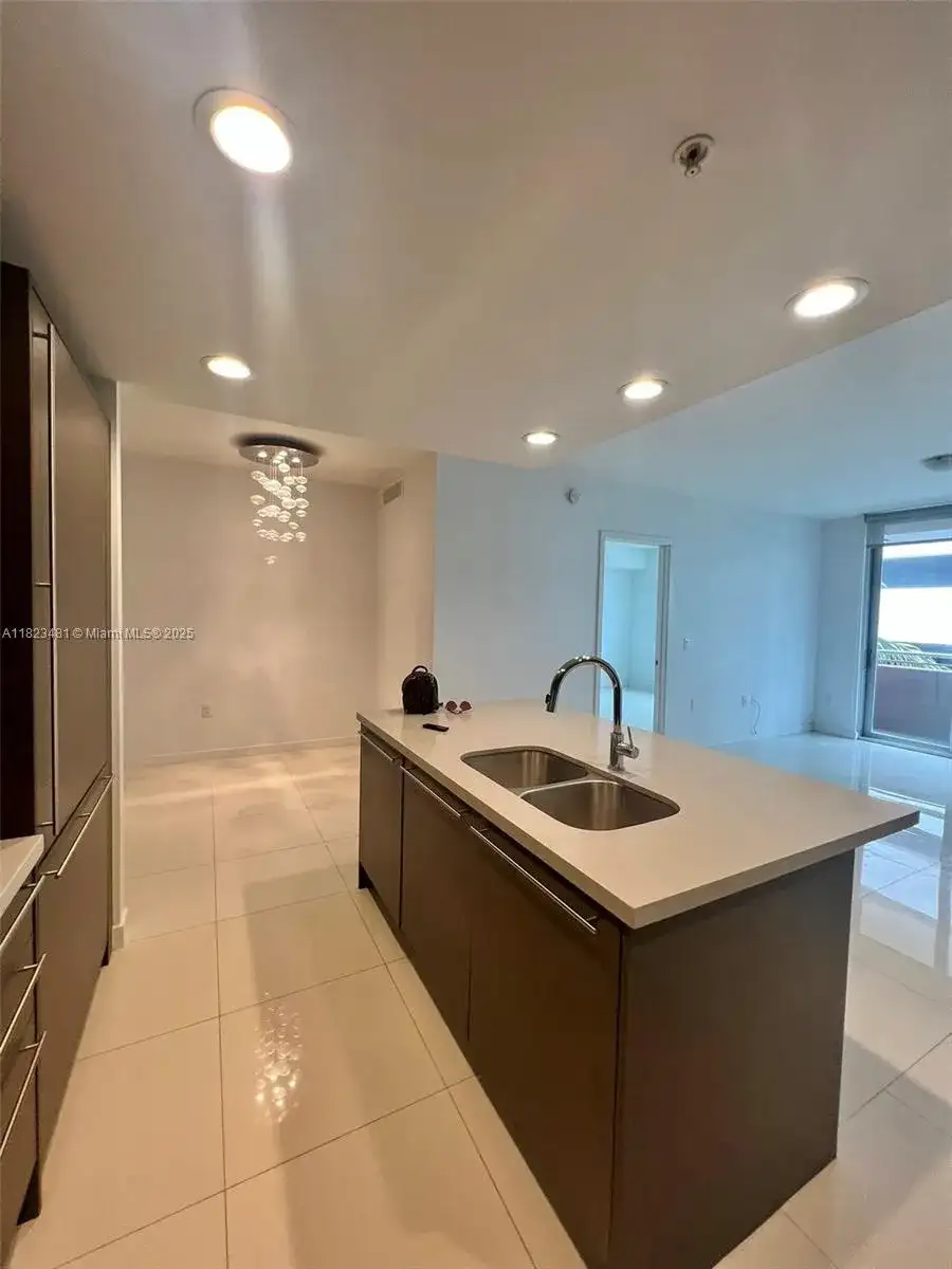 7661 NW 107th Ave # 207, Doral FL 33178 photo 5