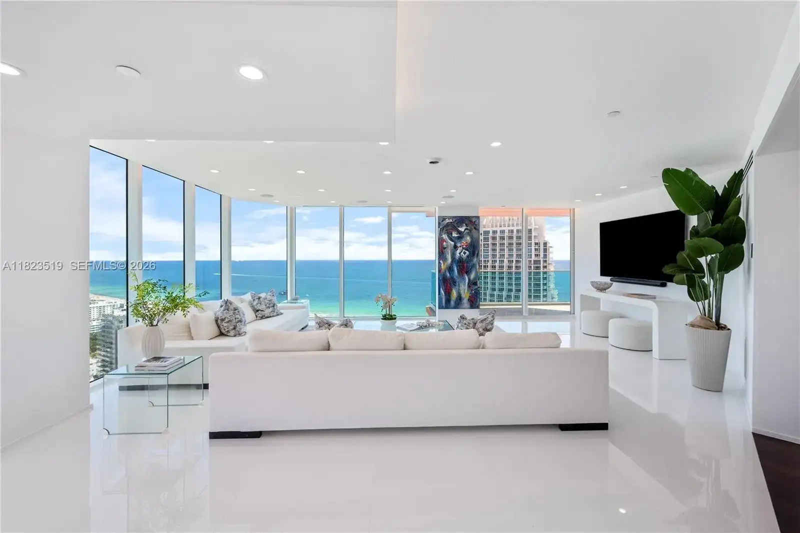 300 S Pointe Dr # 3405, Miami Beach FL 33139 photo 5