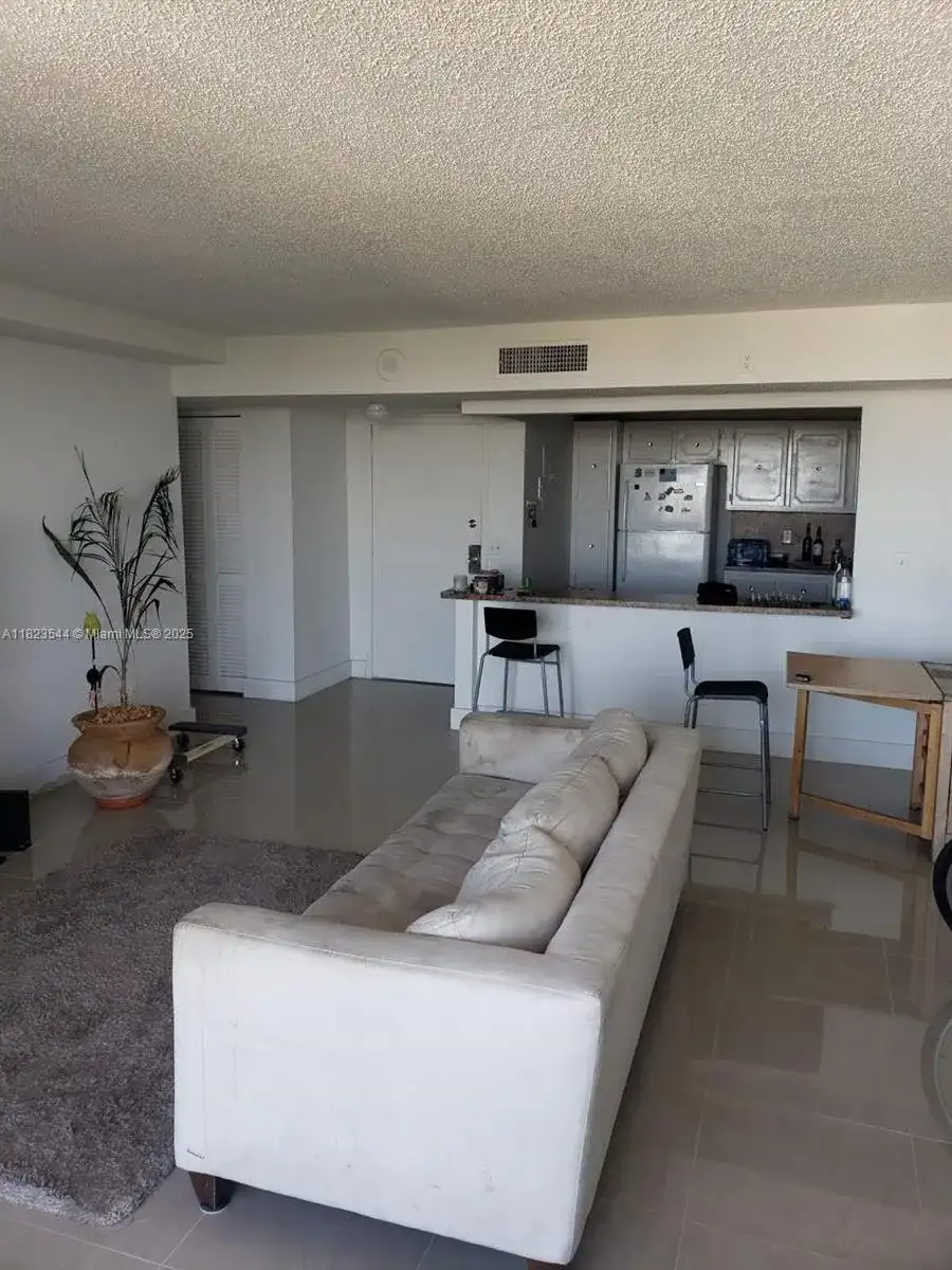 13499 Biscayne Blvd # 1005, North Miami FL 33181 photo 3