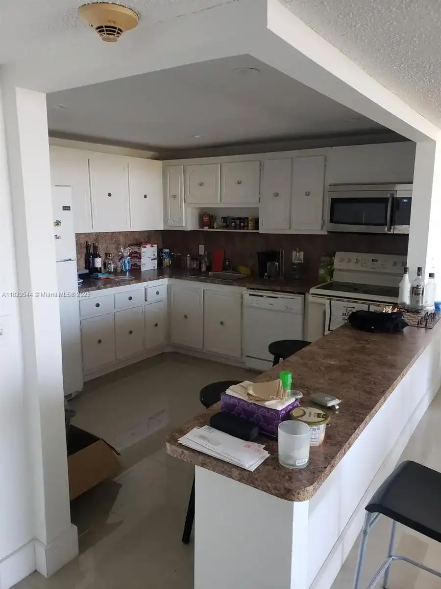 13499 Biscayne Blvd # 1005, North Miami FL 33181 photo 5