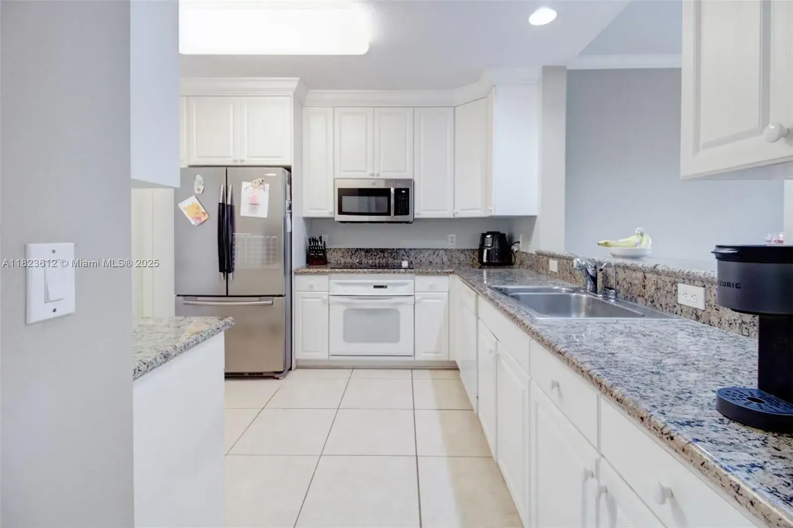 21025 NE 31st Ave, Aventura FL 33180 photo 4
