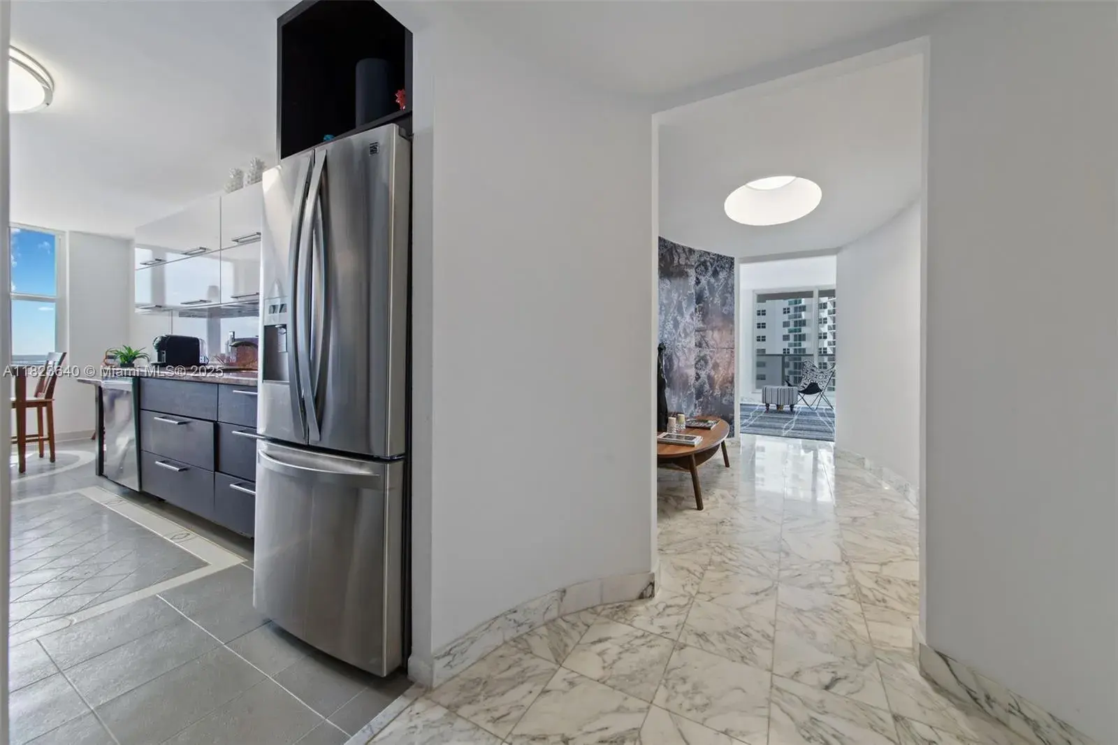 2751 S Ocean Dr # 505N, Hollywood FL 33019