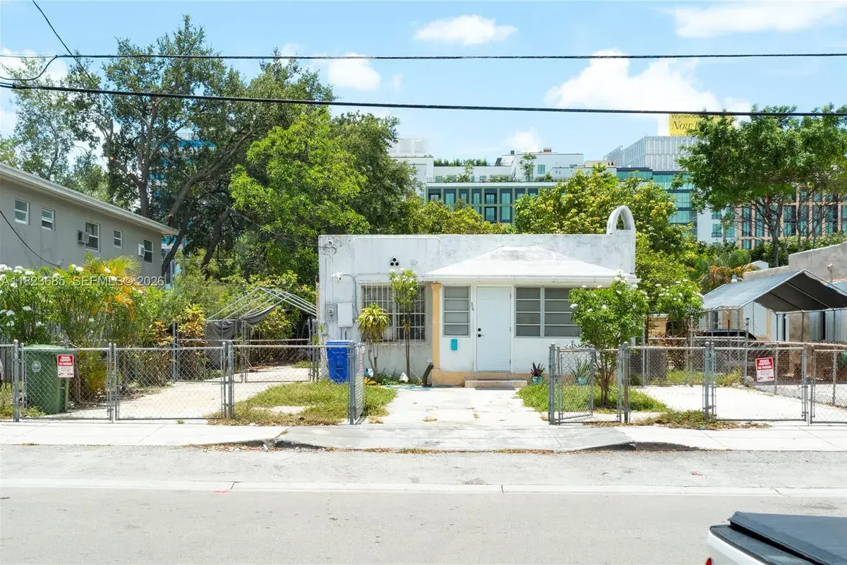 36 NW 32nd St, Miami FL 33127