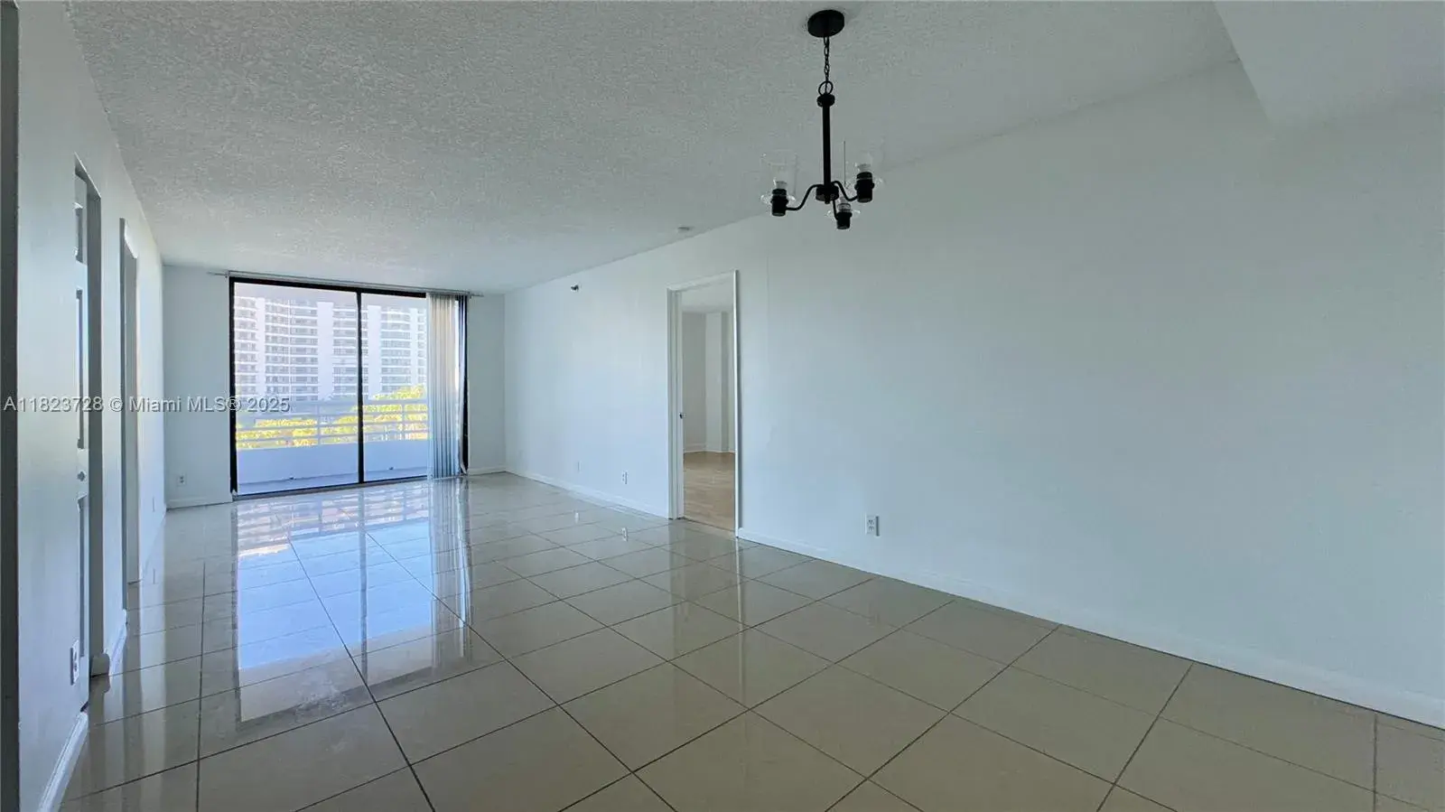 3300 NE 192nd St # 604, Aventura FL 33180